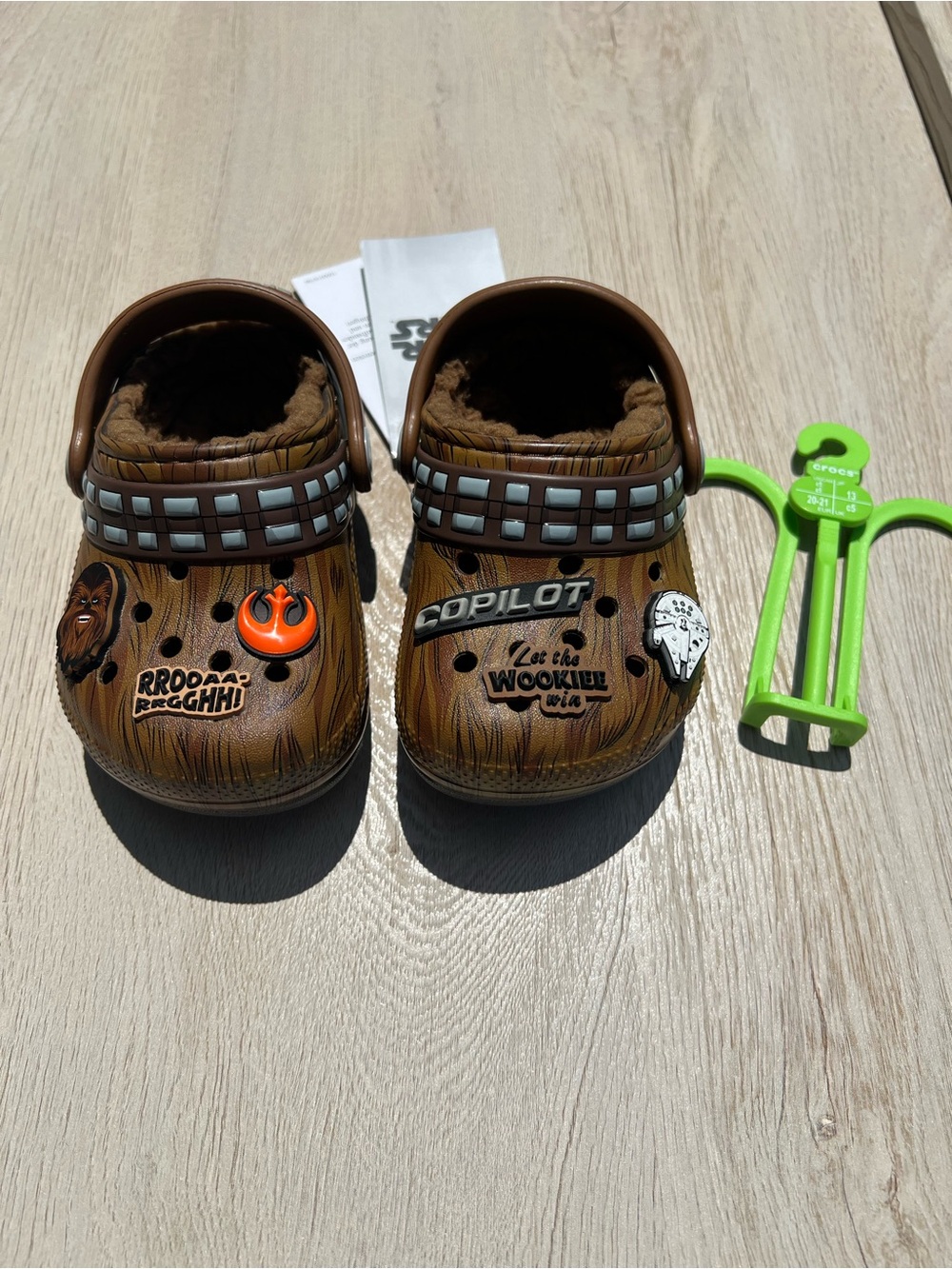 CROCS Kids Chewbacca Copilot Clogs Size c5